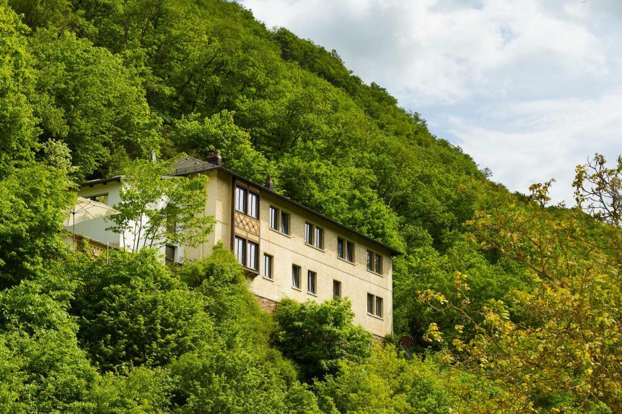 Вилла Haus Am Berg Бад-Бертрих Экстерьер фото